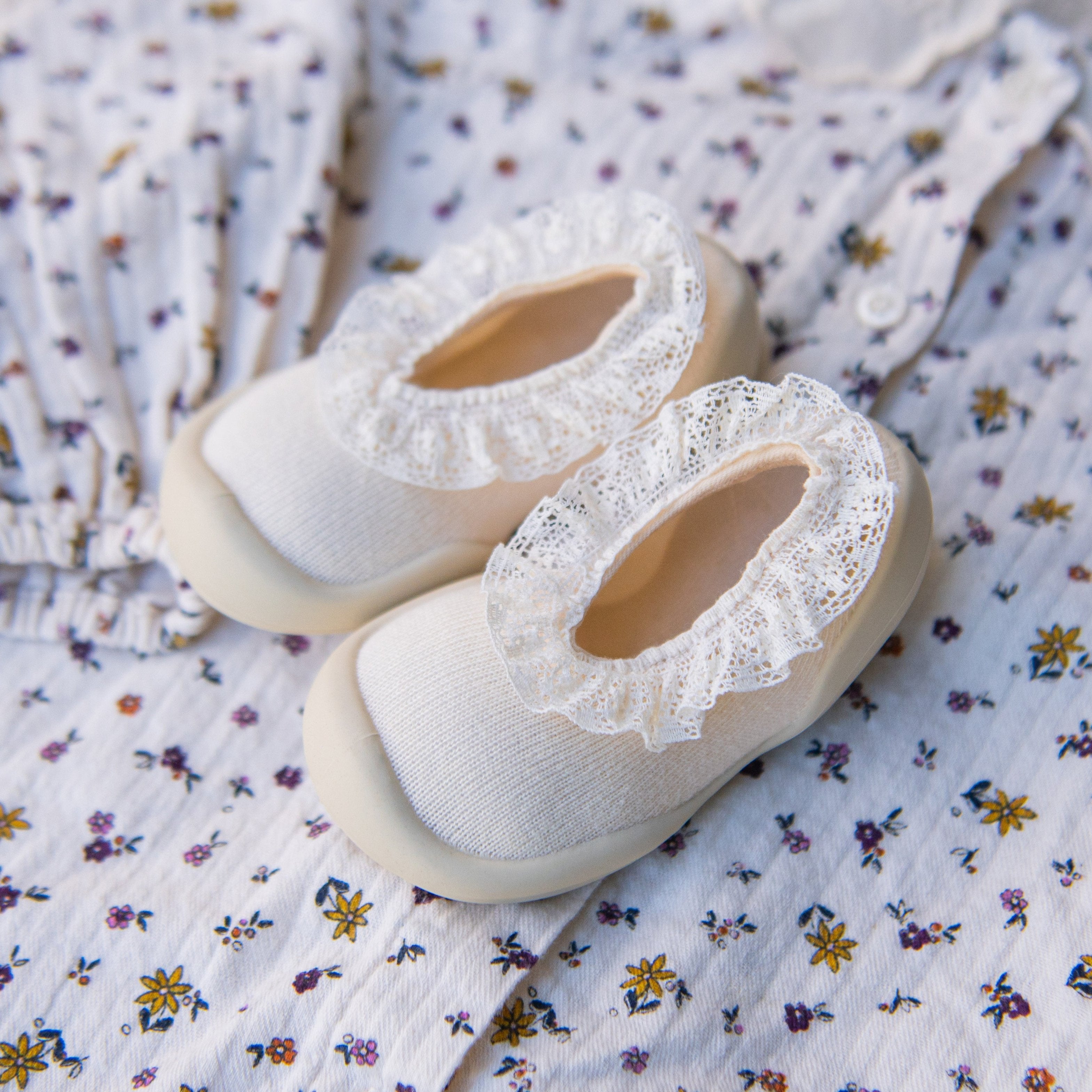 Sweet Latte Lace Baby Shoes | First Walker Toddler Shoes